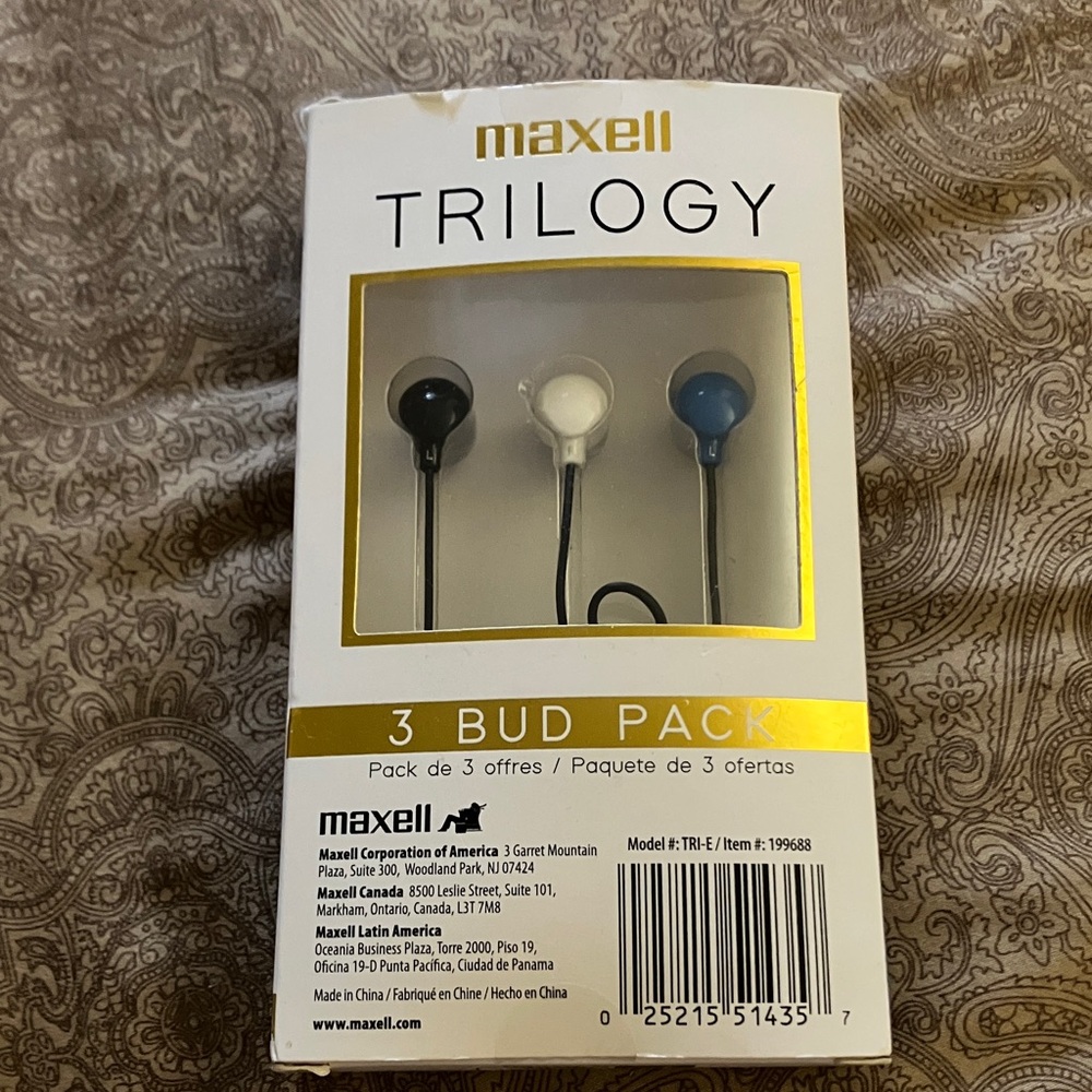 Maxell Trilogy 3 Bud Pack - Black, Blue, White Earbud Headphones